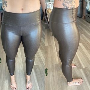 Aritzia Wilfred Free Daria Leggings Brown Size SM